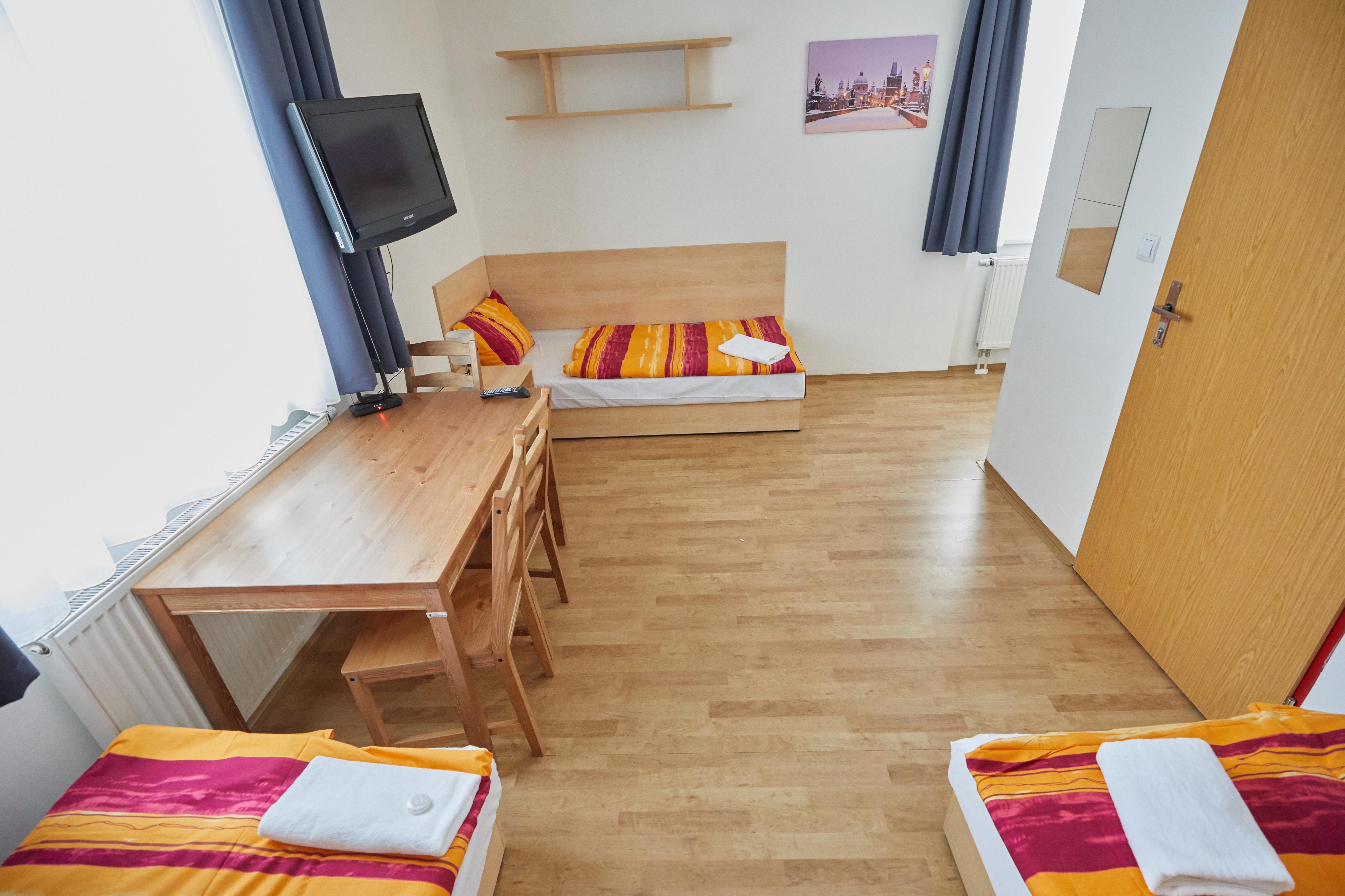 University Hotel Πράγα Εξωτερικό φωτογραφία