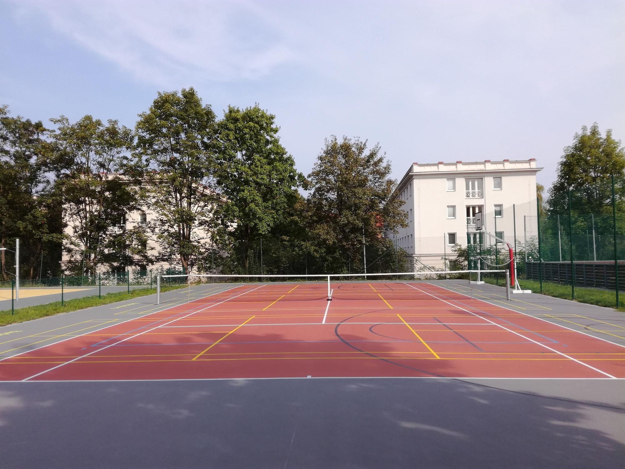 University Hotel Πράγα Εξωτερικό φωτογραφία