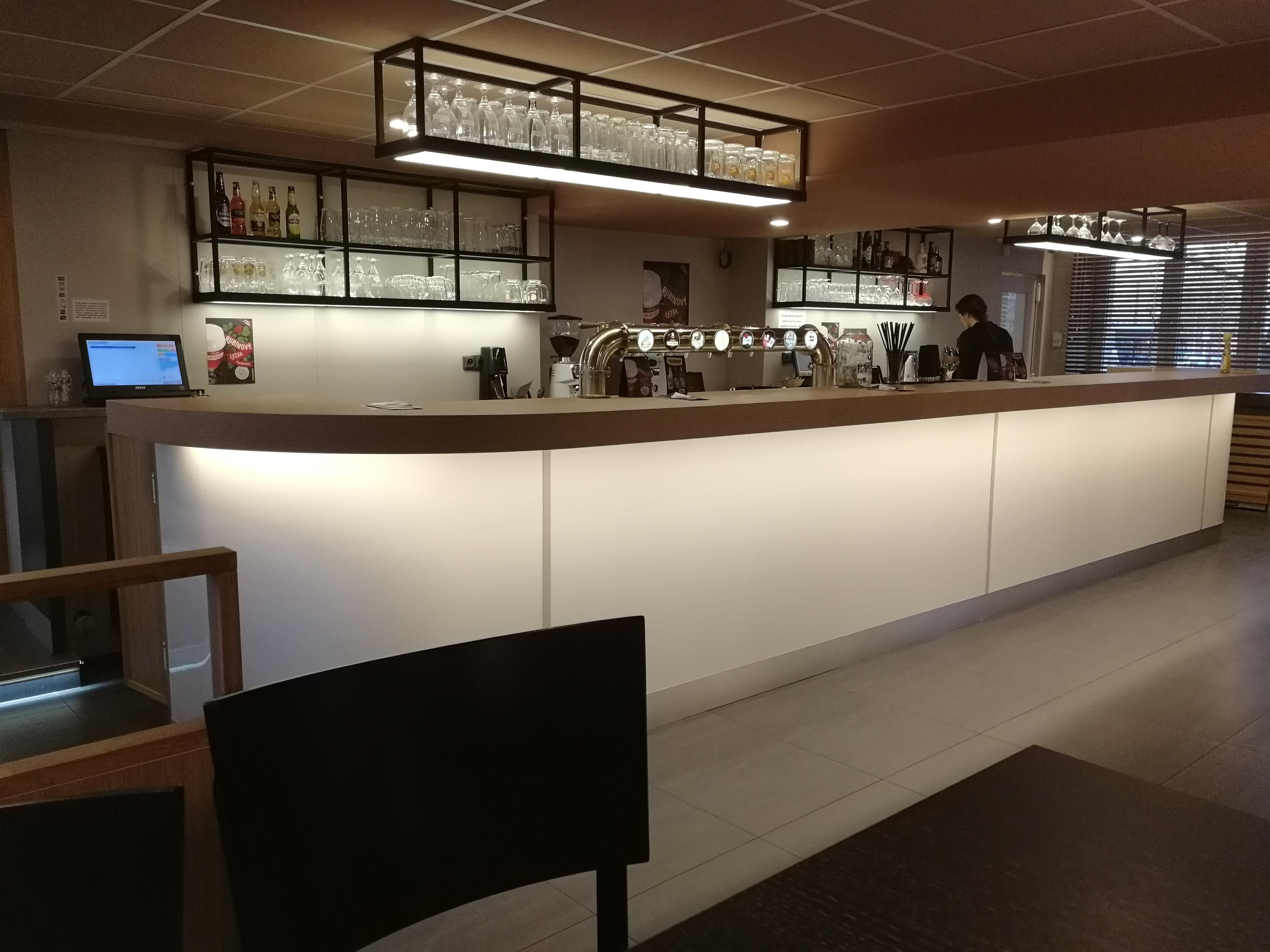 University Hotel Πράγα Εξωτερικό φωτογραφία