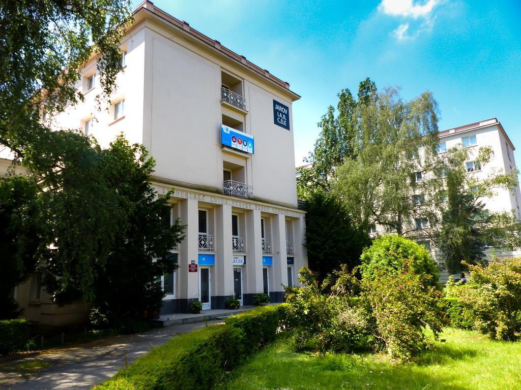 University Hotel Πράγα Εξωτερικό φωτογραφία